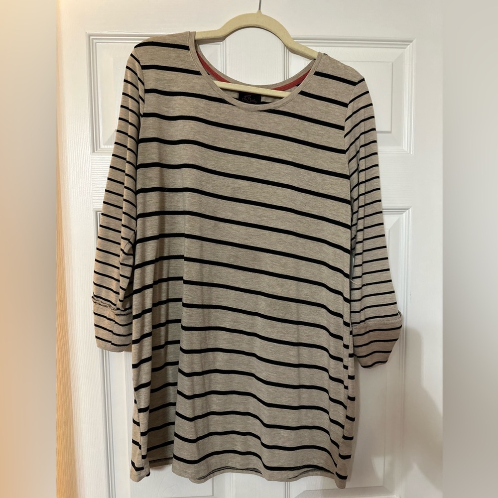 Maternity shirt
